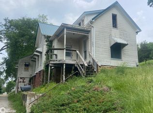 311 7th St, Fort Madison, IA 52627