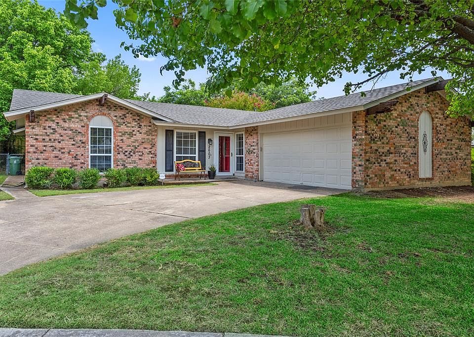 1st image of 2603 Wisteria Ct