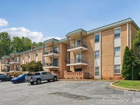 4736 Hedgemore Dr, Charlotte, NC 28209