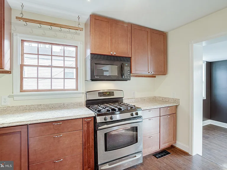 4107 Byrd Ct — Photo 4