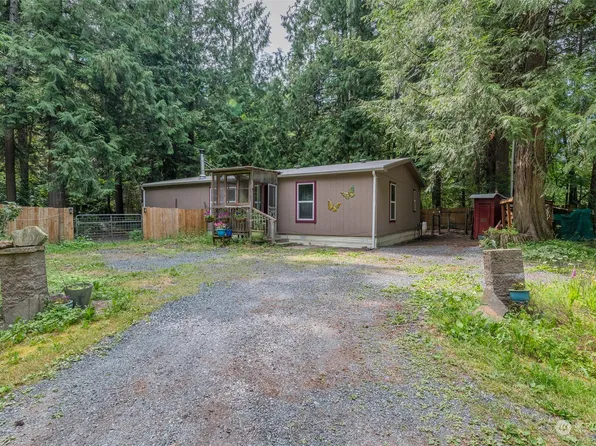 542 Sprague Valley Drive Ct, Maple Falls, WA 98266