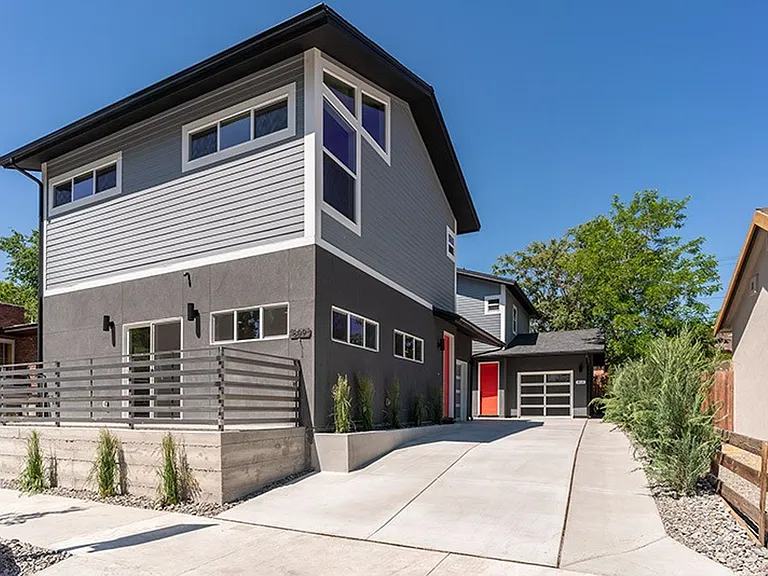 809 Forest St — Photo 1