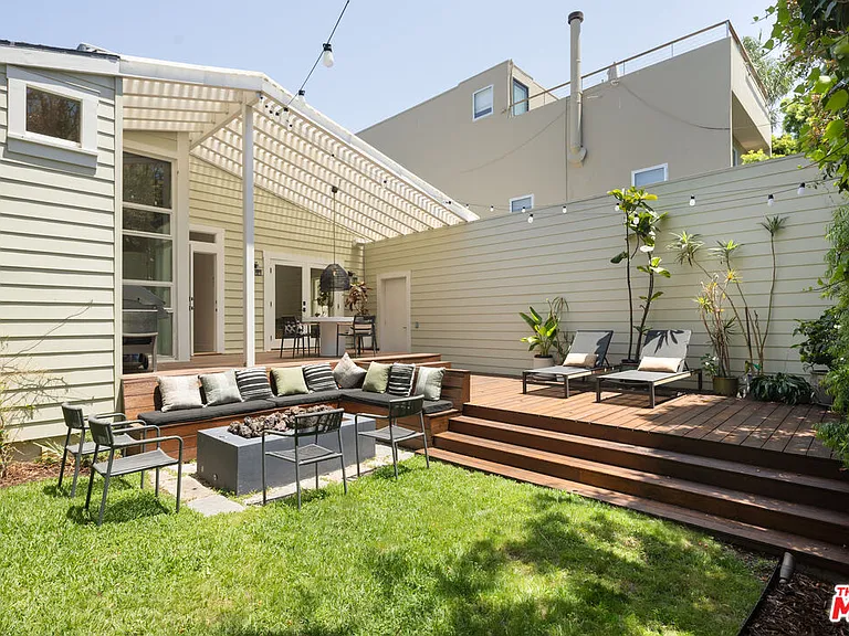 2802 2nd St — Photo 30