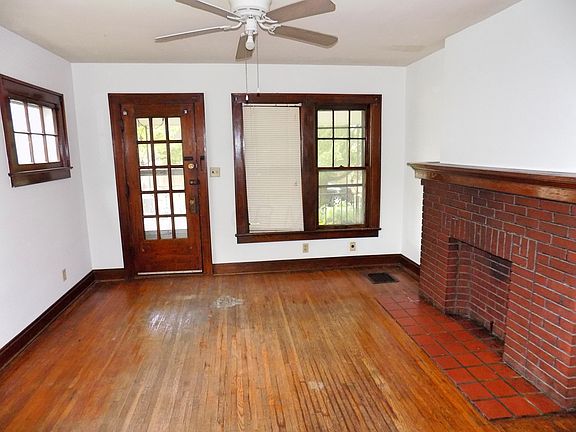 3rd image of 1711-1713 S 3rd St
