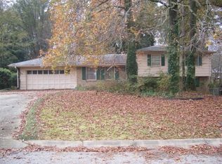 350 Taylor Ct, Riverdale, GA
