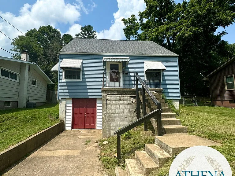 1330 Bertling St — Photo 1