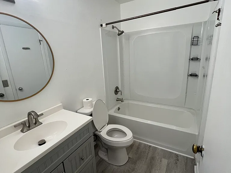 551 Eastbrooke Ln — Photo 7