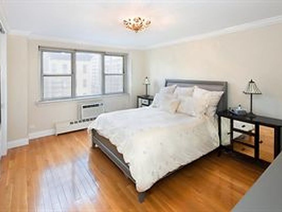 1st image of 340 E 80th St #4X