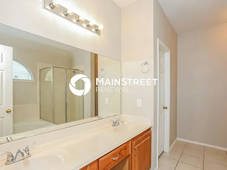 Main Bathroom