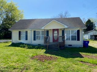 1707 Lewisburg Rd, Russellville, KY 42276