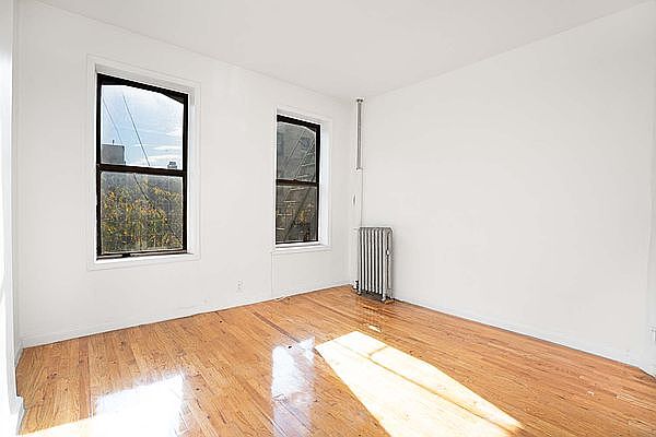 1st image of 559 W 149th St #8