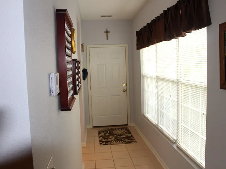 149 Lazy Daisy Dr — Photo 4