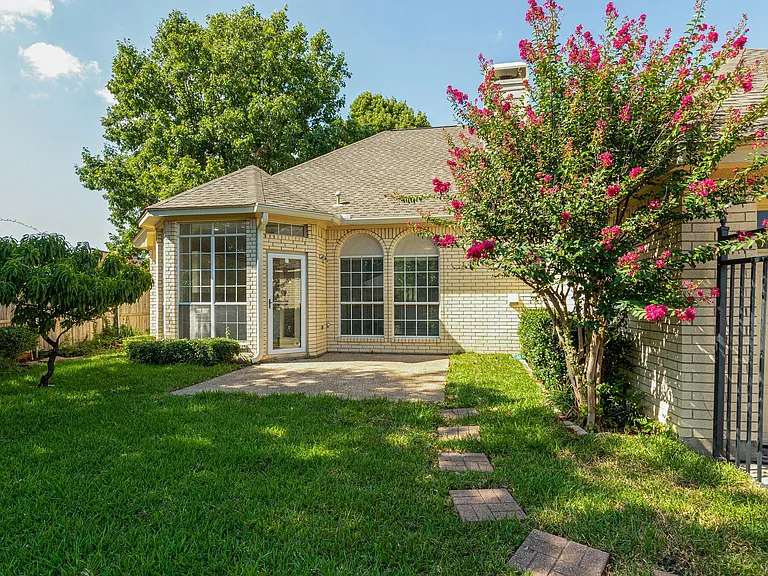 145 Hearthwood Dr — Photo 22