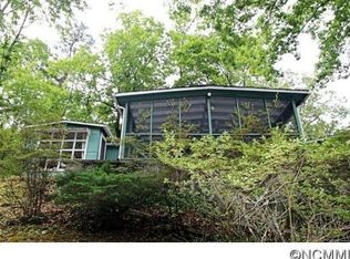 321 Ridge Rd, Lake Lure, NC 28746