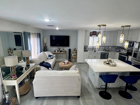 5th image of 4631 Cherry Road