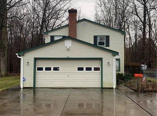 249 Shields Rd, Youngstown, OH 44512