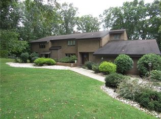 431 Ridge Rd, Greensburg, PA 15601