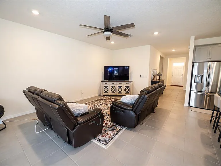 13324 Waterleaf Garden Cir — Photo 5