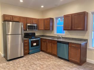 234 University Ave, Lowell, MA 01854
