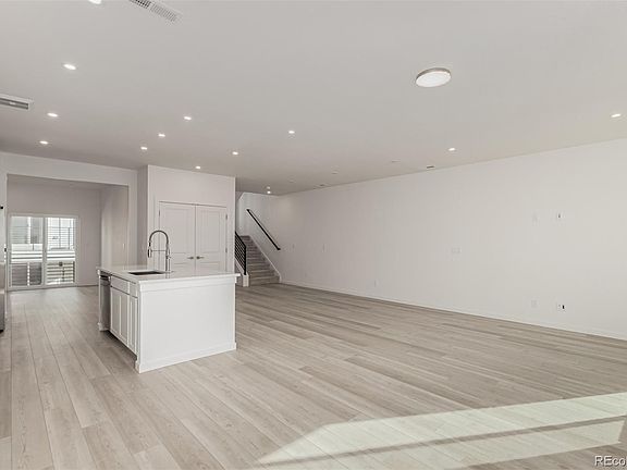 4th image of 10771 Spalding View