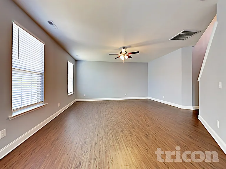 163 Green Willows Dr — Photo 3