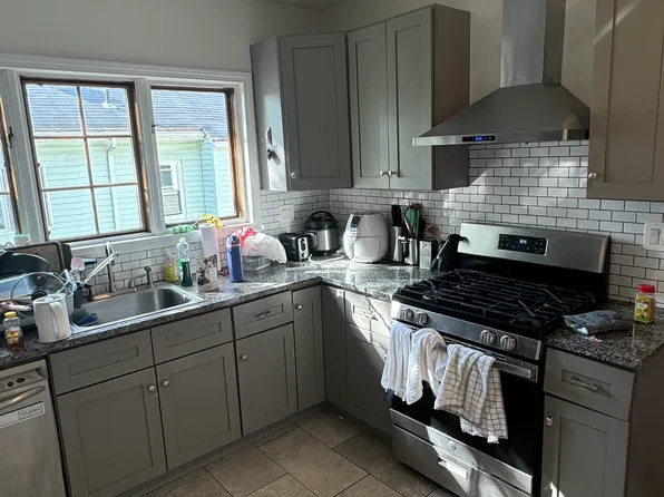 42 Sunset Rd #1, Somerville, MA 02144