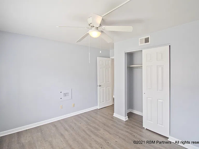 400 W Union St — Photo 11