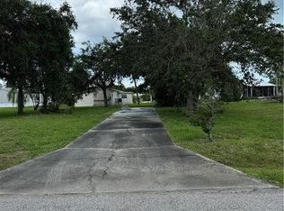 19 Twin Palms Dr, Naples, FL 34114