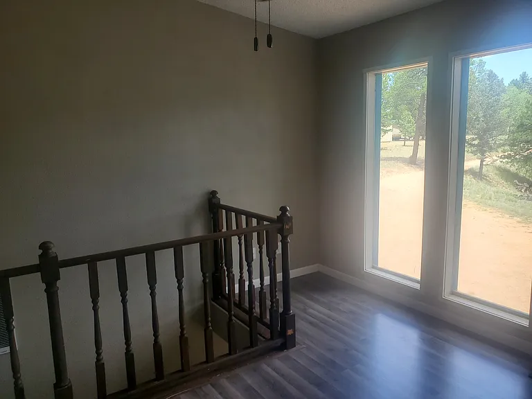 Second living area with view.
