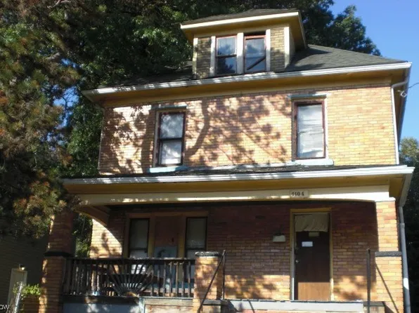1104 Grant St, Akron, OH 44301
