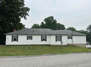 207 Hawthorne Dr, Bedford, IN