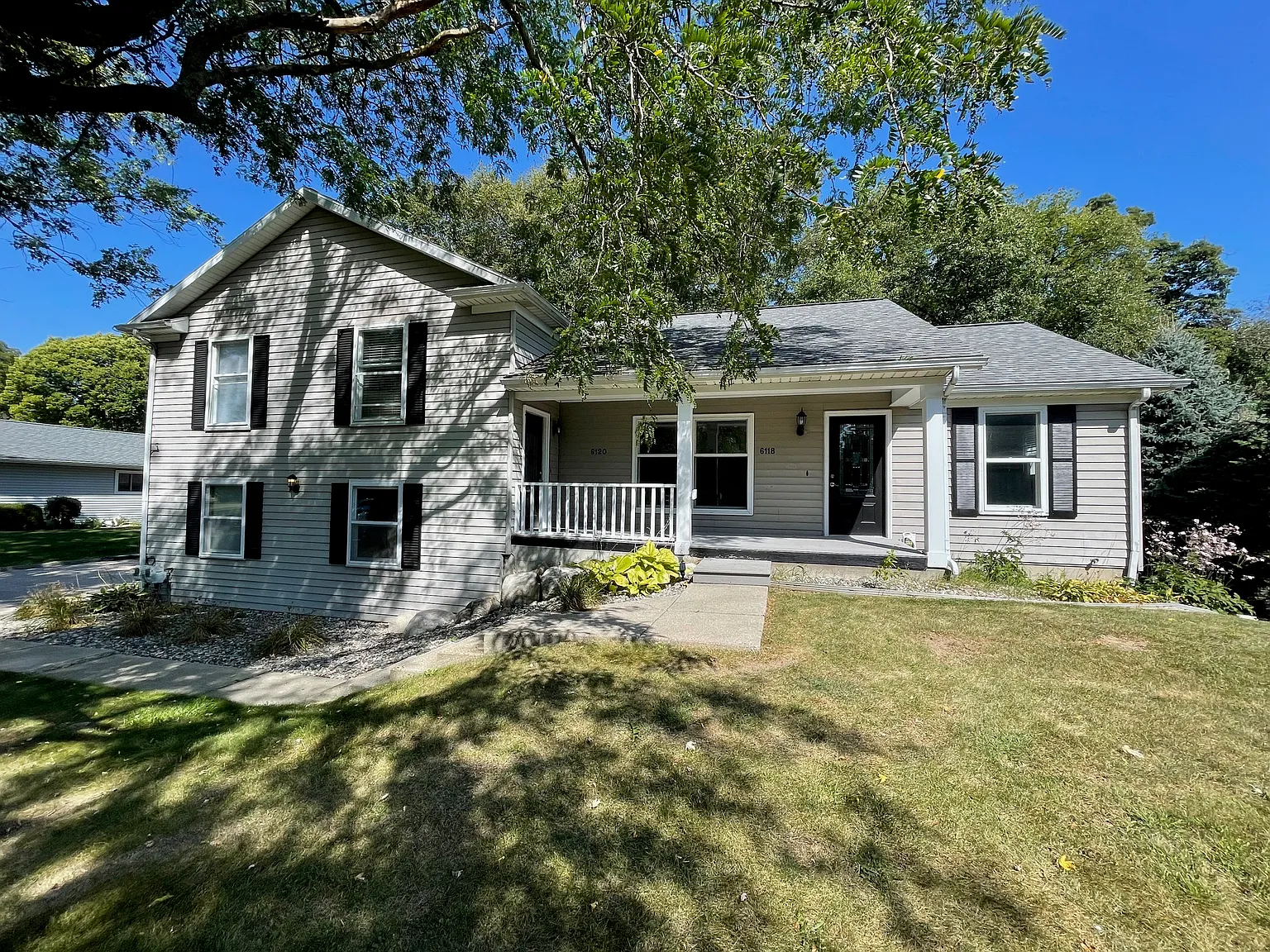 3 bed, 1800 sqft, $2,000 — Photo 3