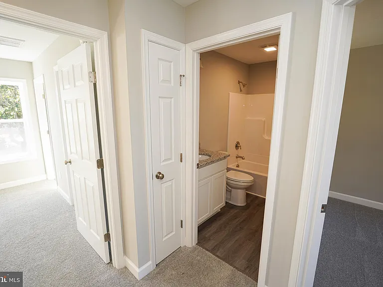 621 Cedar St — Photo 27