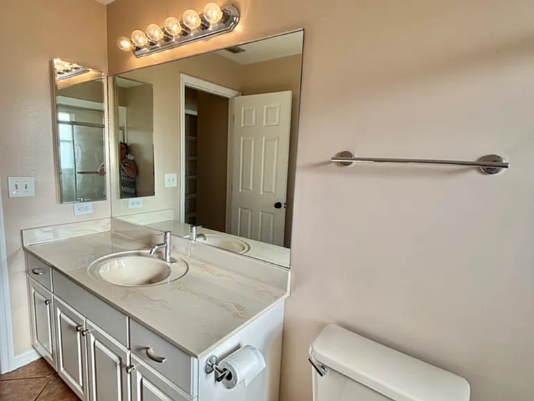4343 SW Sands Blvd — Photo 56