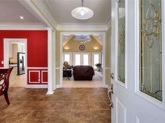 3rd image of 452 Mount Vernon Rd