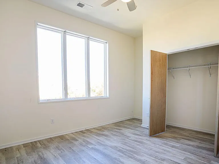 1406 Bainbridge St #B — Photo 4