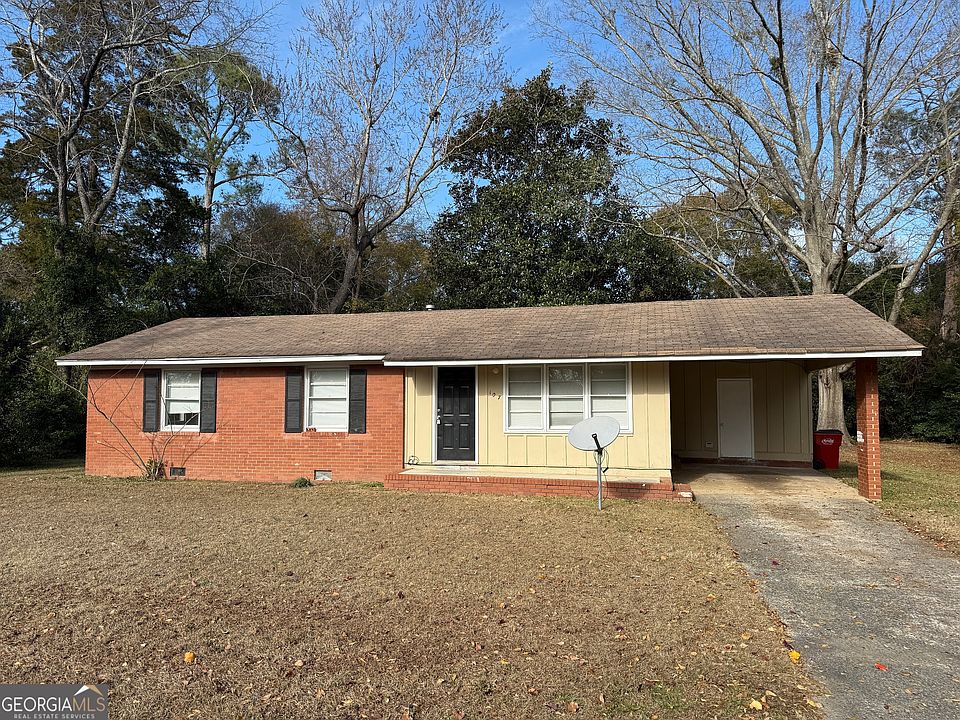 1st image of 107 Miller Ct