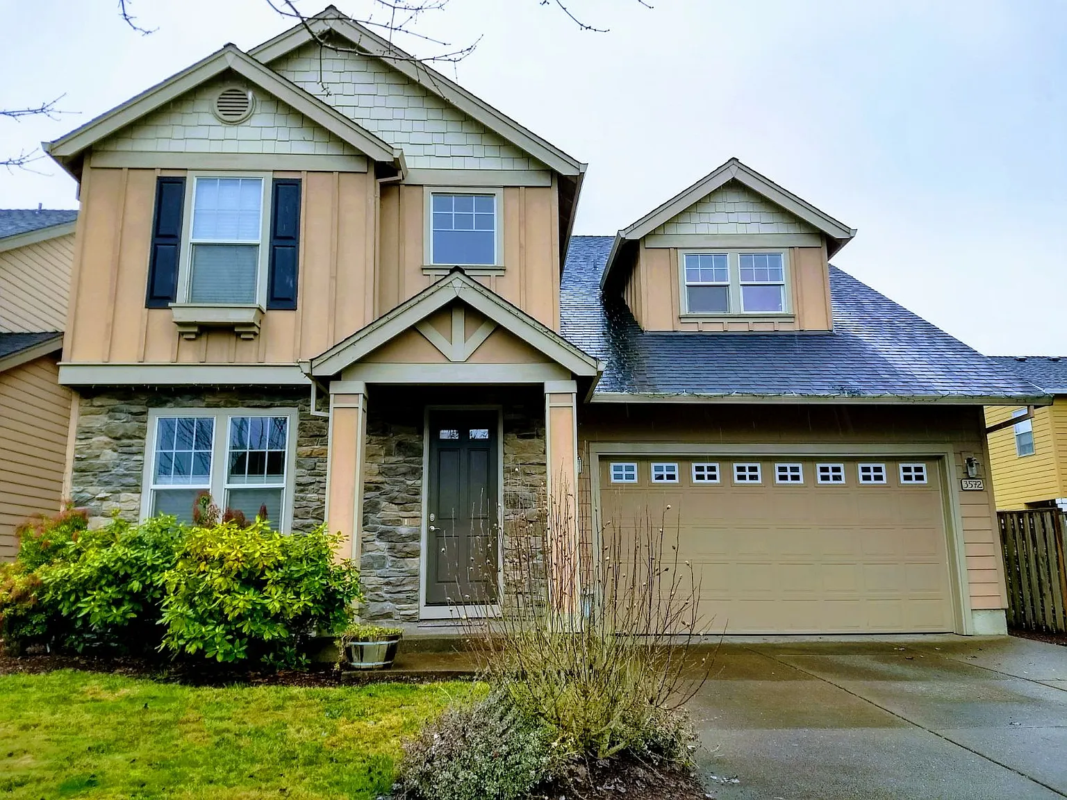 3572 SE Midvale Dr photo 1