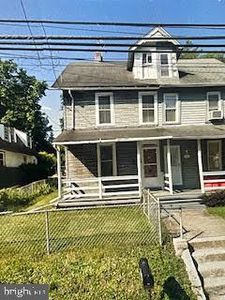 74 Sproul Rd, Malvern, PA, 19355