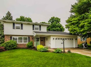 215 W Pershing St, Appleton, WI 54911