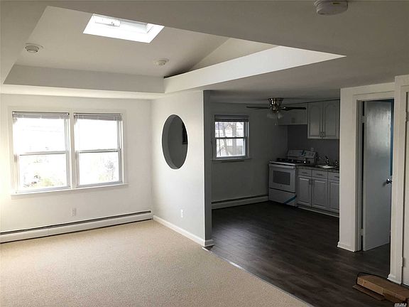 5th image of 80 E Lakewood St