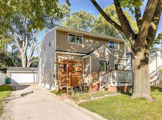 121 Berger St, Green Bay, WI 54302