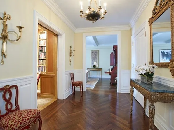 1111 Park Avenue image 1 of 13