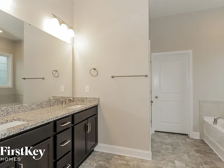195 Hanks Bluff Dr — Photo 10