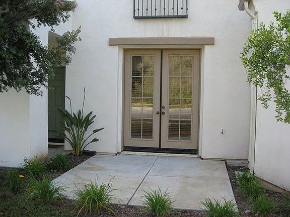 5th image of 831 Channel Islands Dr