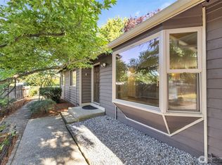 1229 SW 146th St, Seattle, WA 98166