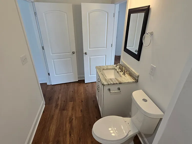 109 Lynn Ave — Photo 18