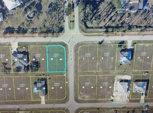 410 Jacaranda Pkwy E, Cape Coral, FL 33909