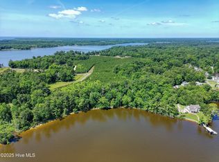 10 Peninsula Shores Way, Hertford, NC 27944