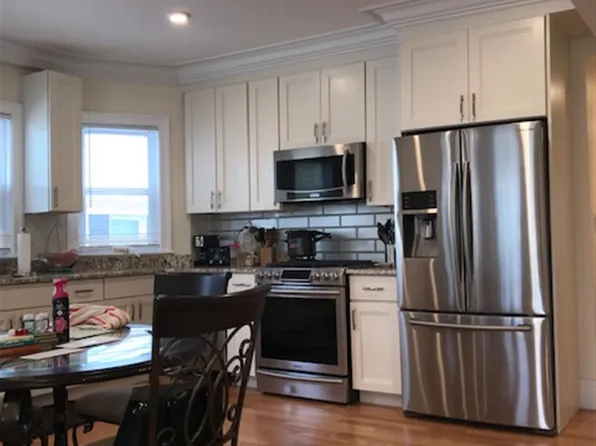 67 Newton St #2, Somerville, MA 02143